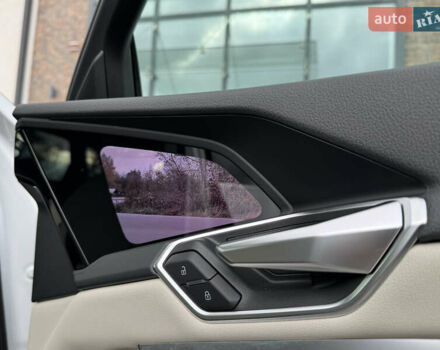 Ауди E-Tron 2020 в Тернополе на Automoto.ua Белый Ауди E-Tron, объемом двигателя 0 л и пробегом 98 тыс. км за 29999 $, фото 5 на Automoto.ua