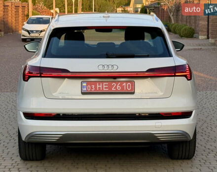 Белый Ауди E-Tron, объемом двигателя 0 л и пробегом 198 тыс. км за 27800 $, фото 20 на Automoto.ua