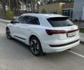 Белый Ауди E-Tron, объемом двигателя 0 л и пробегом 102 тыс. км за 29500 $, фото 3 на Automoto.ua