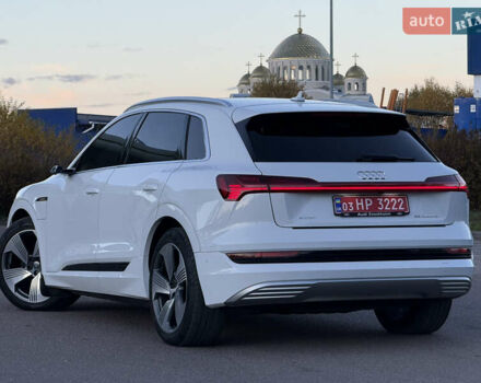Ауді E-Tron 2020 у Львові на Automoto.ua Білий Ауді E-Tron, об'ємом двигуна 0 л та пробігом 156 тис. км за 29500 $, фото 33 на Automoto.ua