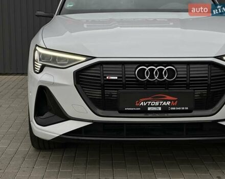 Белый Ауди E-Tron, объемом двигателя 0 л и пробегом 100 тыс. км за 36500 $, фото 2 на Automoto.ua