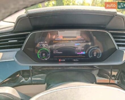 Білий Ауді E-Tron, об'ємом двигуна 0 л та пробігом 92 тис. км за 32500 $, фото 12 на Automoto.ua