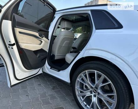 Білий Ауді E-Tron, об'ємом двигуна 0 л та пробігом 32 тис. км за 40555 $, фото 25 на Automoto.ua