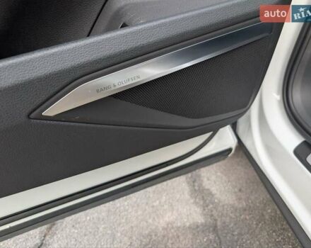 Ауді E-Tron 2020 у Чернівцях на Automoto.ua Білий Ауді E-Tron, об'ємом двигуна 0 л та пробігом 291 тис. км за 27600 $, фото 14 на Automoto.ua