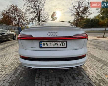 Белый Ауди E-Tron, объемом двигателя 0 л и пробегом 104 тыс. км за 33200 $, фото 46 на Automoto.ua