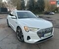 Белый Ауди E-Tron, объемом двигателя 0 л и пробегом 102 тыс. км за 29500 $, фото 19 на Automoto.ua