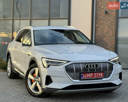 Білий Ауді E-Tron, об'ємом двигуна 0 л та пробігом 98 тис. км за 29700 $, фото 8 на Automoto.ua