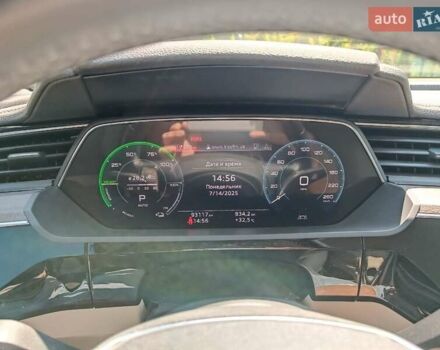 Білий Ауді E-Tron, об'ємом двигуна 0 л та пробігом 92 тис. км за 32500 $, фото 13 на Automoto.ua