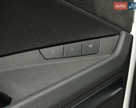 Белый Ауди E-Tron, объемом двигателя 0 л и пробегом 100 тыс. км за 36500 $, фото 35 на Automoto.ua