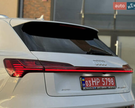 Білий Ауді E-Tron, об'ємом двигуна 0 л та пробігом 98 тис. км за 29700 $, фото 34 на Automoto.ua