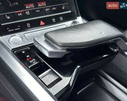 Белый Ауди E-Tron, объемом двигателя 0 л и пробегом 145 тыс. км за 22800 $, фото 51 на Automoto.ua