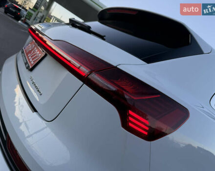 Ауді E-Tron 2020 у Львові на Automoto.ua Білий Ауді E-Tron, об'ємом двигуна 0 л та пробігом 156 тис. км за 29500 $, фото 46 на Automoto.ua