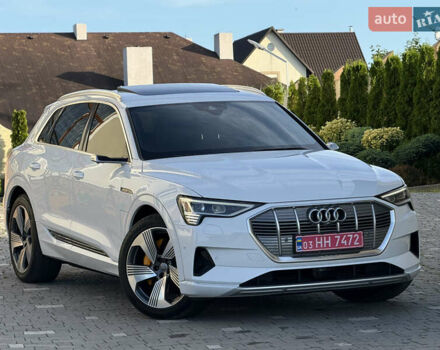 Ауди E-Tron 2020 в Дрогобыче на Automoto.ua Белый Ауди E-Tron, объемом двигателя 0 л и пробегом 156 тыс. км за 29900 $, фото 2 на Automoto.ua