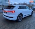 Білий Ауді E-Tron, об'ємом двигуна 0 л та пробігом 55 тис. км за 29400 $, фото 6 на Automoto.ua