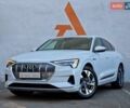 Білий Ауді E-Tron, об'ємом двигуна 0 л та пробігом 49 тис. км за 40990 $, фото 9 на Automoto.ua