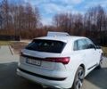 Белый Ауди E-Tron, объемом двигателя 0 л и пробегом 51 тыс. км за 31000 $, фото 8 на Automoto.ua