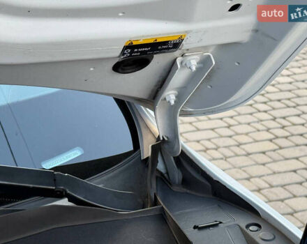 Білий Ауді E-Tron, об'ємом двигуна 0 л та пробігом 198 тис. км за 27400 $, фото 107 на Automoto.ua