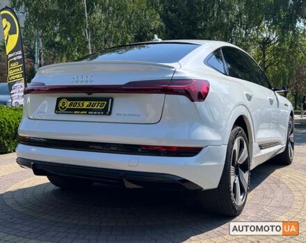 Ауди E-Tron 2020 в Львове на Automoto.ua Белый Ауди E-Tron, объемом двигателя 95 л и пробегом 41 тыс. км за 43900 $, фото 6 на Automoto.ua