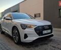 Ауди E-Tron 2020 в Черновцах на Automoto.ua Белый Ауди E-Tron, объемом двигателя 0 л и пробегом 46 тыс. км за 36200 $, фото 1 на Automoto.ua