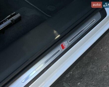 Белый Ауди E-Tron, объемом двигателя 0 л и пробегом 16 тыс. км за 46990 $, фото 52 на Automoto.ua