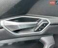Белый Ауди E-Tron, объемом двигателя 0 л и пробегом 145 тыс. км за 22800 $, фото 43 на Automoto.ua
