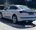 Белый Ауди E-Tron, объемом двигателя 71 л и пробегом 30 тыс. км за 46800 $, фото 4 на Automoto.ua