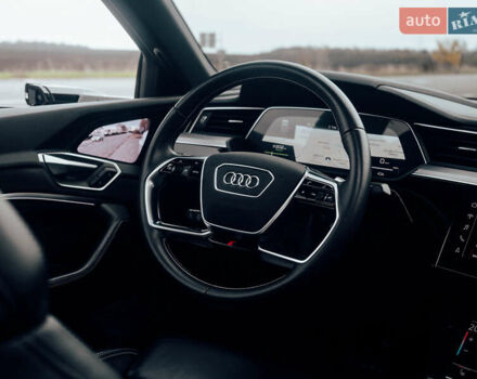 Белый Ауди E-Tron, объемом двигателя 0 л и пробегом 53 тыс. км за 41000 $, фото 8 на Automoto.ua