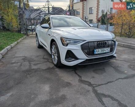 Ауді E-Tron 2020 у Чернівцях на Automoto.ua Білий Ауді E-Tron, об'ємом двигуна 0 л та пробігом 291 тис. км за 27600 $, фото 12 на Automoto.ua
