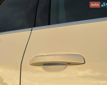 Білий Ауді E-Tron, об'ємом двигуна 0 л та пробігом 98 тис. км за 29700 $, фото 51 на Automoto.ua