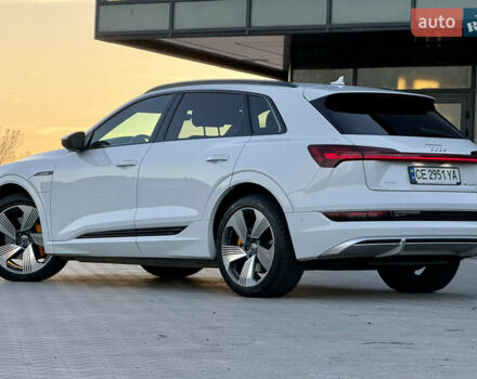 Білий Ауді E-Tron, об'ємом двигуна 0 л та пробігом 89 тис. км за 33500 $, фото 2 на Automoto.ua