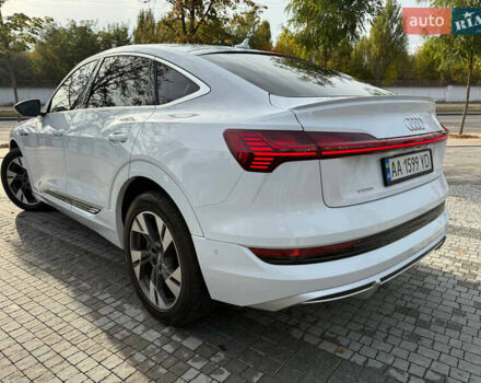 Білий Ауді E-Tron, об'ємом двигуна 0 л та пробігом 104 тис. км за 35000 $, фото 52 на Automoto.ua