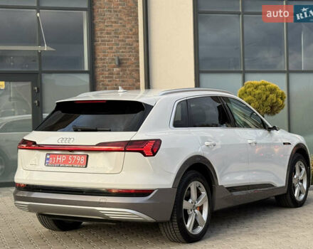 Ауди E-Tron 2020 в Тернополе на Automoto.ua Белый Ауди E-Tron, объемом двигателя 0 л и пробегом 98 тыс. км за 29999 $, фото 27 на Automoto.ua