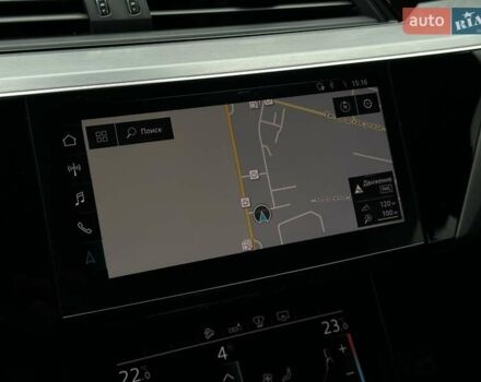 Белый Ауди E-Tron, объемом двигателя 0 л и пробегом 100 тыс. км за 36500 $, фото 39 на Automoto.ua