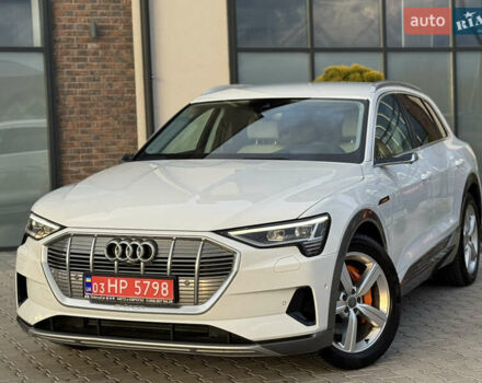 Білий Ауді E-Tron, об'ємом двигуна 0 л та пробігом 98 тис. км за 29700 $, фото 13 на Automoto.ua