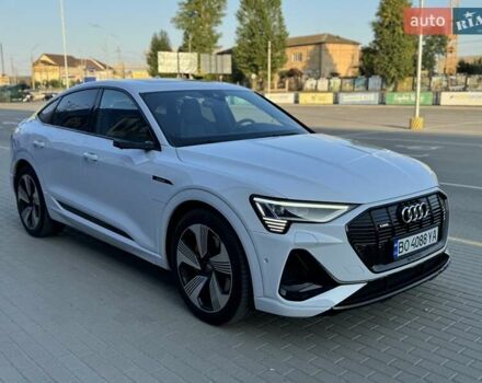 Белый Ауди E-Tron, объемом двигателя 0 л и пробегом 56 тыс. км за 45500 $, фото 6 на Automoto.ua