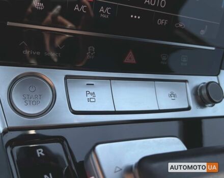 Ауди E-Tron 2020 в Львове на Automoto.ua Белый Ауди E-Tron, объемом двигателя 95 л и пробегом 41 тыс. км за 43900 $, фото 22 на Automoto.ua