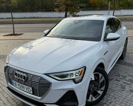 Білий Ауді E-Tron, об'ємом двигуна 0 л та пробігом 104 тис. км за 35000 $, фото 29 на Automoto.ua