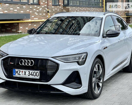 Білий Ауді E-Tron, об'ємом двигуна 0 л та пробігом 18 тис. км за 59500 $, фото 3 на Automoto.ua