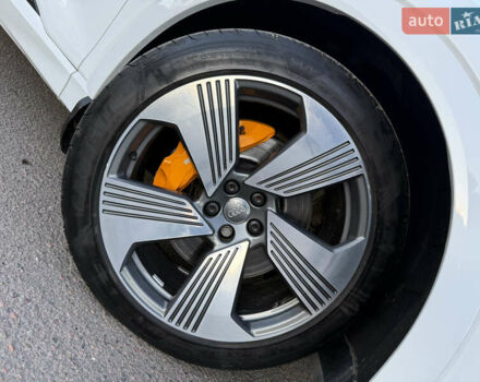 Ауді E-Tron 2020 у Львові на Automoto.ua Білий Ауді E-Tron, об'ємом двигуна 0 л та пробігом 156 тис. км за 29500 $, фото 10 на Automoto.ua