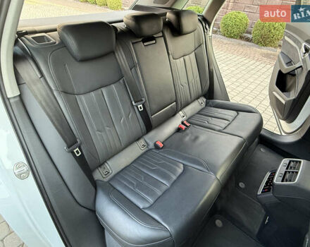 Белый Ауди E-Tron, объемом двигателя 0 л и пробегом 198 тыс. км за 27800 $, фото 52 на Automoto.ua