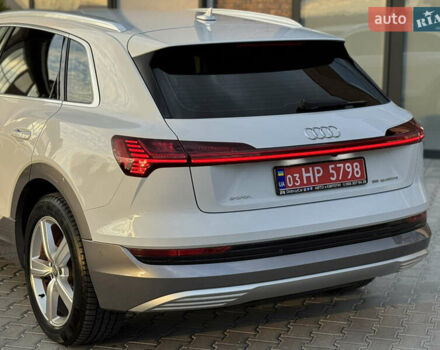 Ауди E-Tron 2020 в Тернополе на Automoto.ua Белый Ауди E-Tron, объемом двигателя 0 л и пробегом 98 тыс. км за 29999 $, фото 33 на Automoto.ua