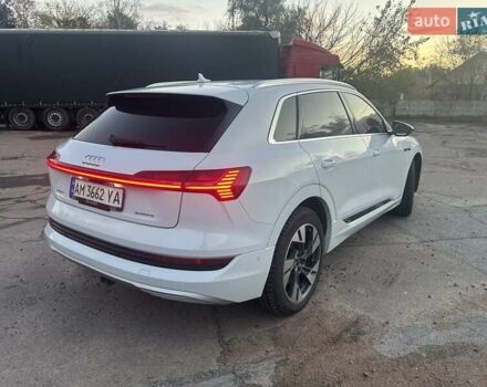 Белый Ауди E-Tron, объемом двигателя 0 л и пробегом 102 тыс. км за 29500 $, фото 16 на Automoto.ua