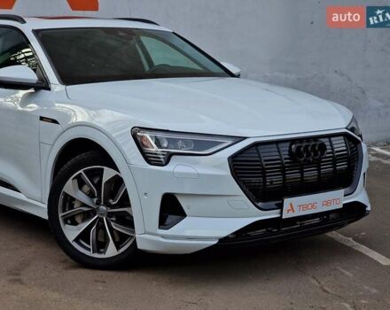 Белый Ауди E-Tron, объемом двигателя 0 л и пробегом 48 тыс. км за 35490 $, фото 10 на Automoto.ua