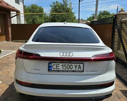 Белый Ауди E-Tron, объемом двигателя 0 л и пробегом 70 тыс. км за 39900 $, фото 2 на Automoto.ua