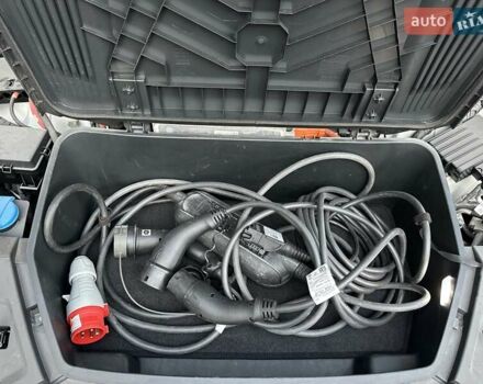 Білий Ауді E-Tron, об'ємом двигуна 0 л та пробігом 41 тис. км за 37500 $, фото 16 на Automoto.ua