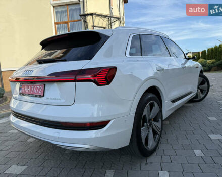 Ауди E-Tron 2020 в Дрогобыче на Automoto.ua Белый Ауди E-Tron, объемом двигателя 0 л и пробегом 156 тыс. км за 29900 $, фото 40 на Automoto.ua