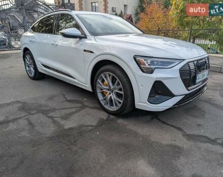 Ауді E-Tron 2020 у Чернівцях на Automoto.ua Білий Ауді E-Tron, об'ємом двигуна 0 л та пробігом 291 тис. км за 27600 $, фото 11 на Automoto.ua