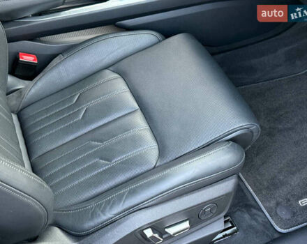 Білий Ауді E-Tron, об'ємом двигуна 0 л та пробігом 198 тис. км за 27400 $, фото 61 на Automoto.ua