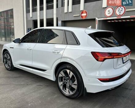 Білий Ауді E-Tron, об'ємом двигуна 0 л та пробігом 41 тис. км за 37500 $, фото 5 на Automoto.ua