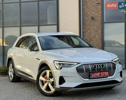 Білий Ауді E-Tron, об'ємом двигуна 0 л та пробігом 98 тис. км за 29700 $, фото 7 на Automoto.ua